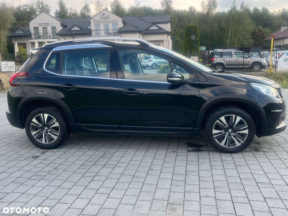 Peugeot 2008 1.6 BlueHDi Style S&S - 3