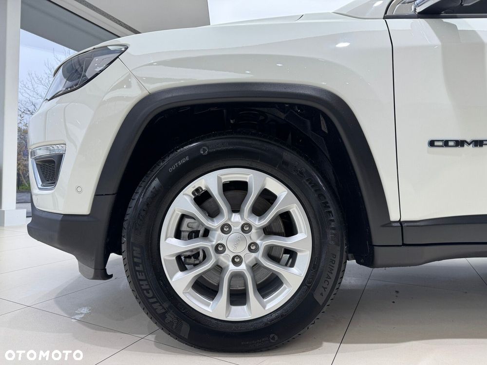 Jeep Compass - 18