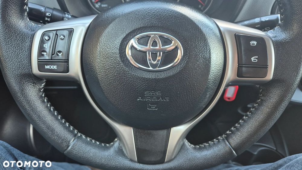 Toyota Yaris 1.33 Sol - 10