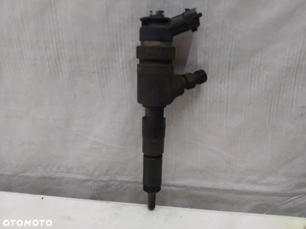 Wtryskiwacz peugeot citroen 1.4 HDi