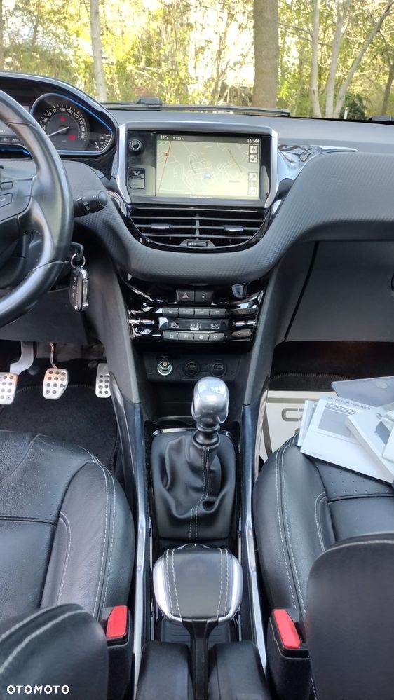 Peugeot 2008 e-HDi FAP 115 STOP & START Allure - 6