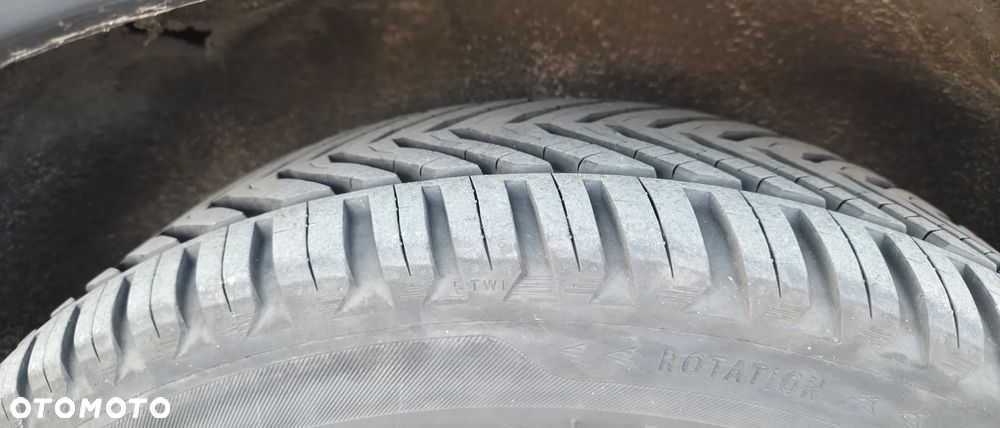 Citroën C4 Grand Picasso - 27