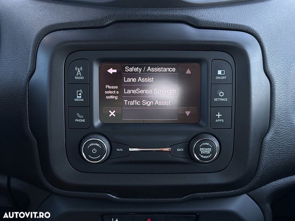 Jeep Renegade 1.0 Turbo 4x2 M6 Sport - 30