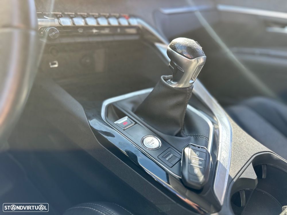 Peugeot 3008 1.6 BlueHDi Allure Grip Control - 32