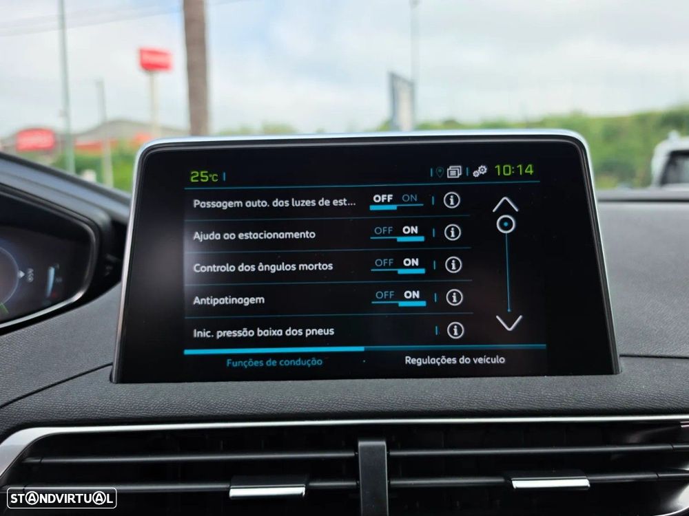 Peugeot 3008 1.6 Hybrid4 GT e-EAT8 - 23