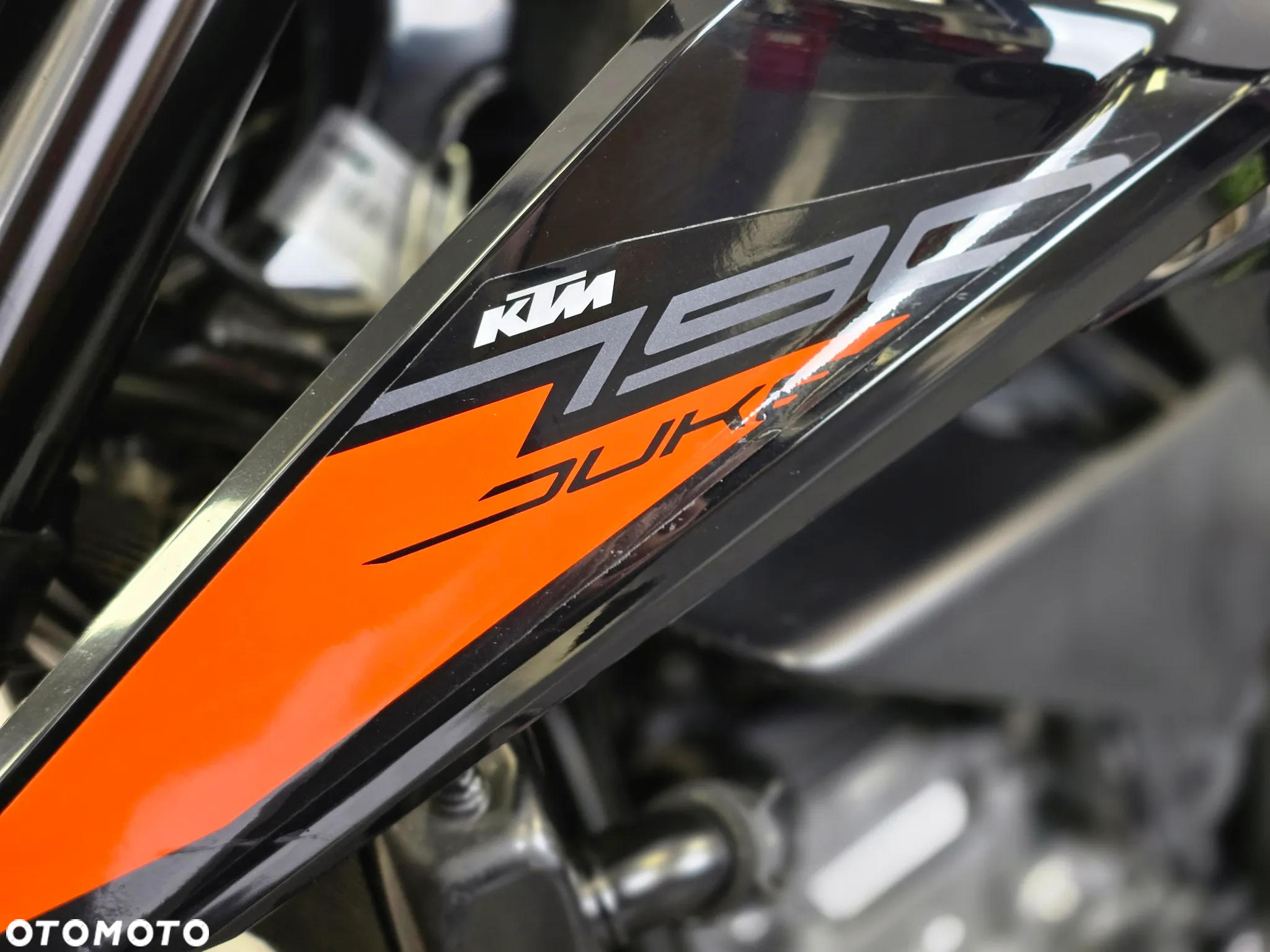 KTM Duke - 17