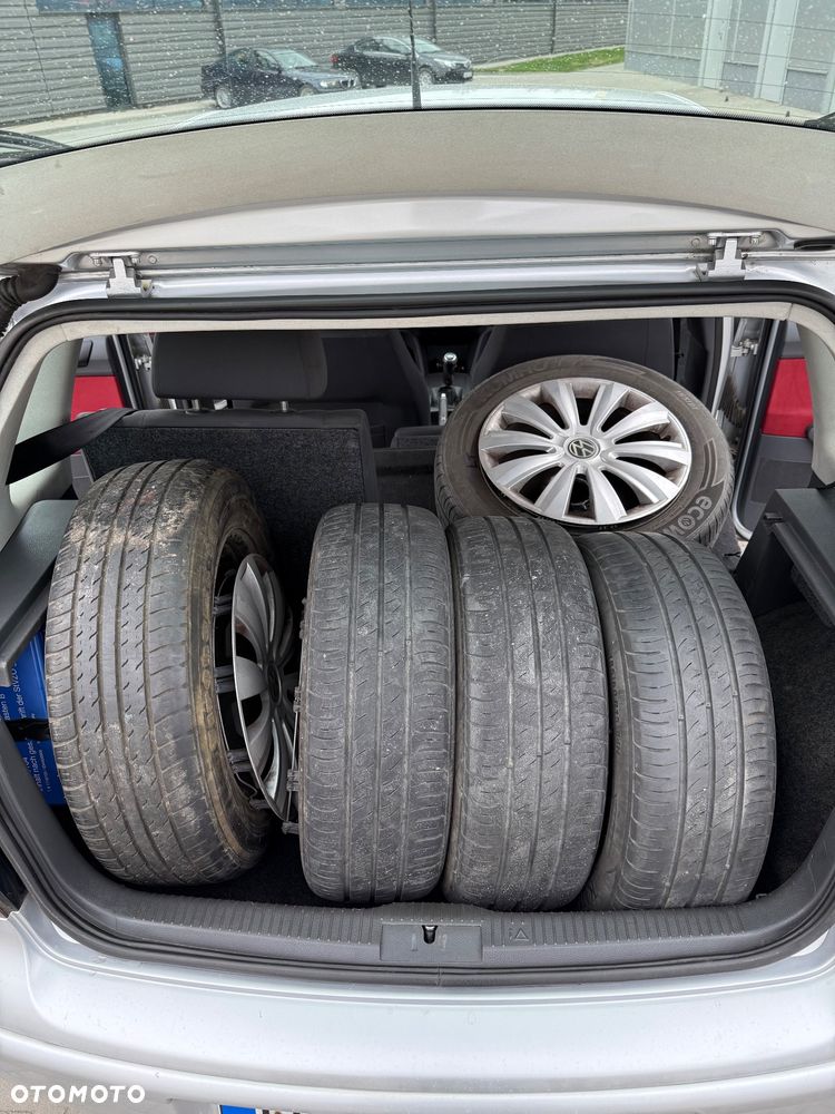 Volkswagen Polo 1.9 TDI Q-Line - 24