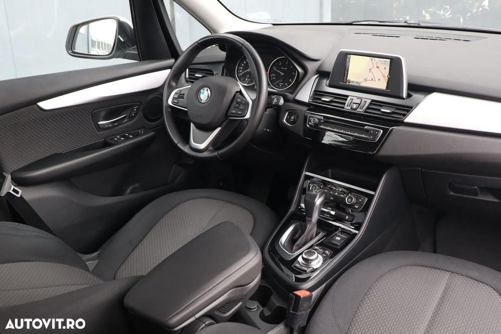 BMW Seria 2 218d Aut. - 16