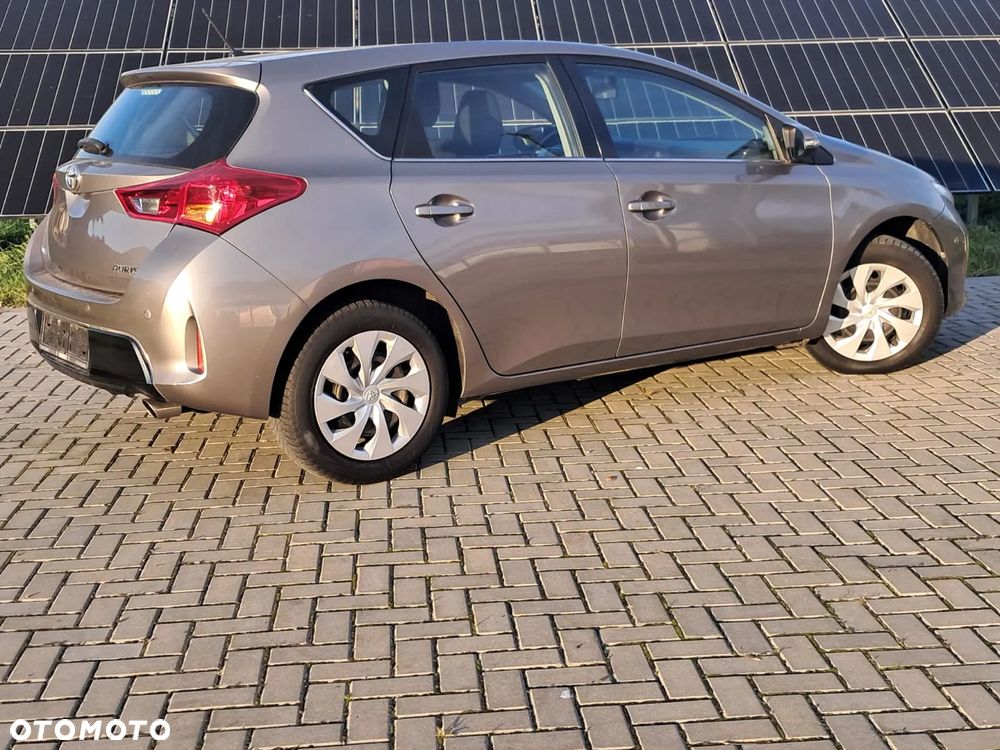 Toyota Auris 1.6 Valvematic START Edition - 12