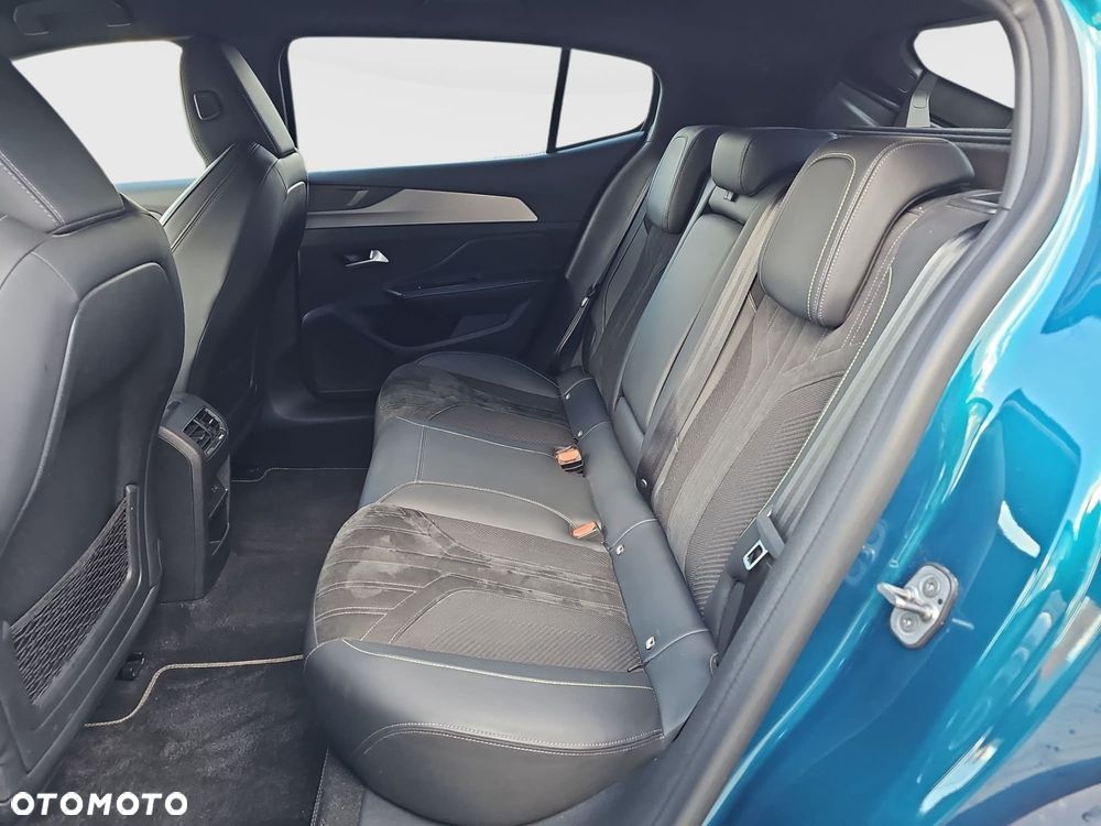 Peugeot 408 1.2 PureTech GT S&S EAT8 - 26