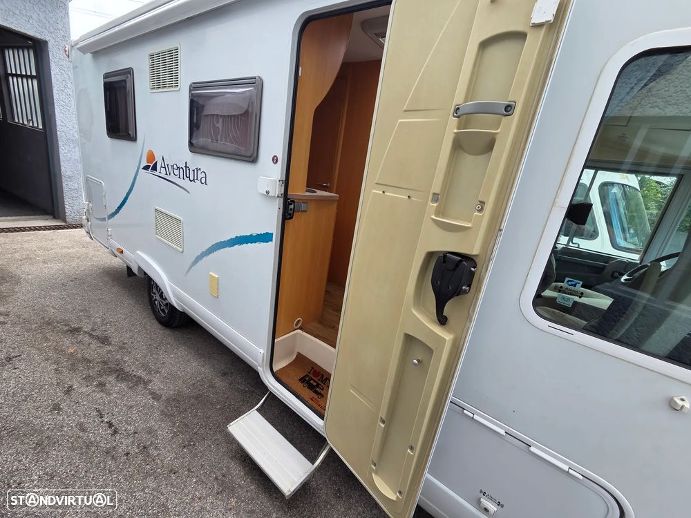 Pilote Aventura 730G Cama Central Frigo Grande - 10