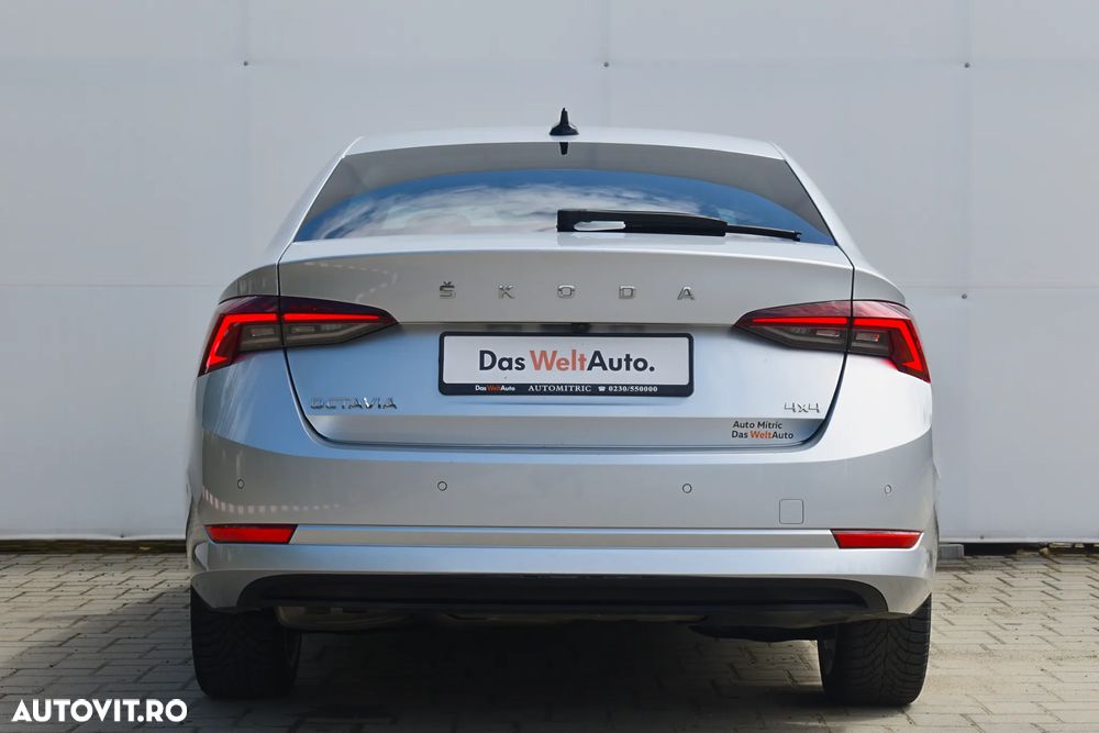 Skoda Octavia 2.0 TDI DSG 4X4 Style - 11