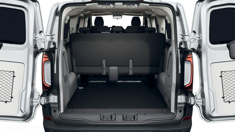 Volkswagen Caravelle - 8