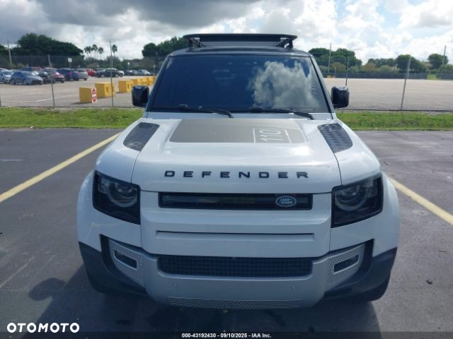 Land Rover Defender 110 P300 S - 8