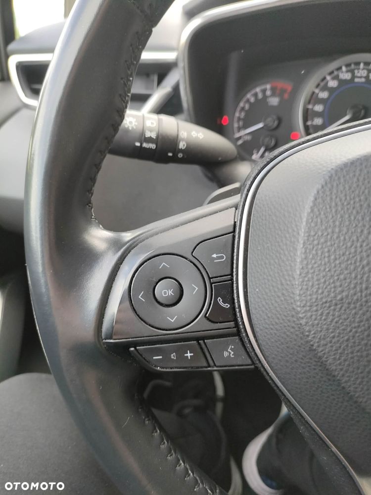 Toyota Corolla 2.0 Hybrid Comfort - 37