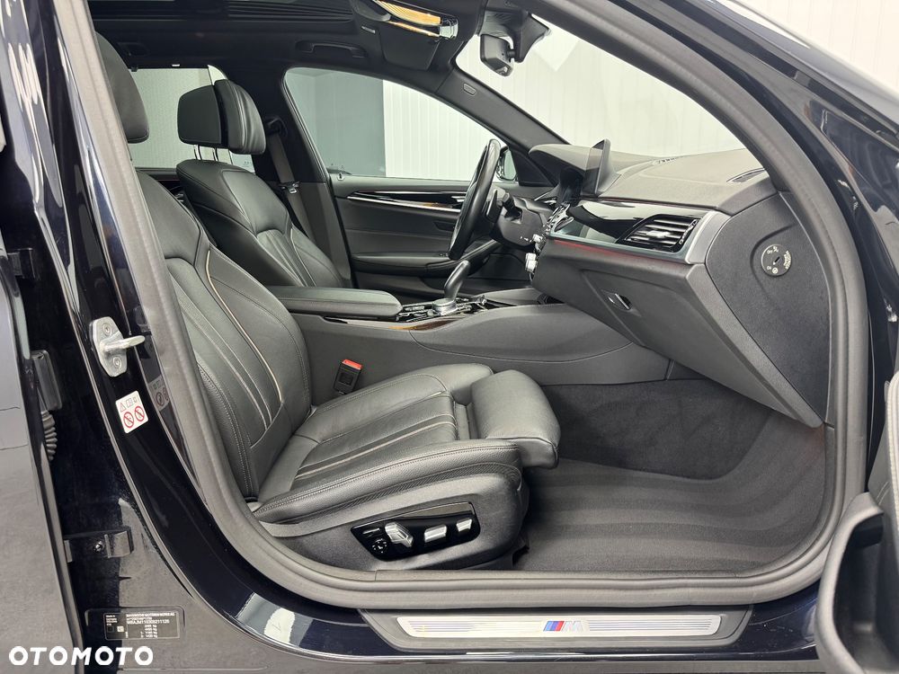 BMW Seria 5 540i xDrive M Sport sport - 30