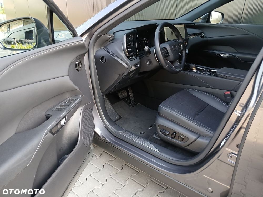 Lexus RX 450h+ Prestige - 10