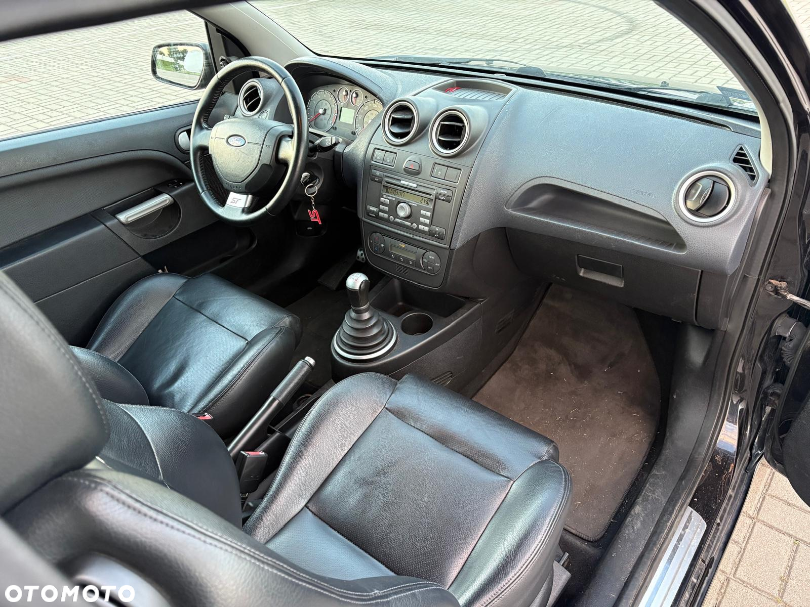 Ford Fiesta 2.0 ST - 16