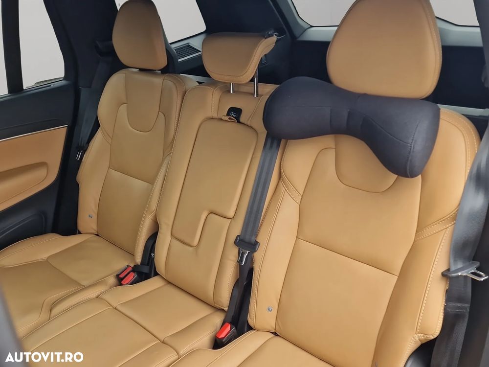 Volvo XC 90 - 13