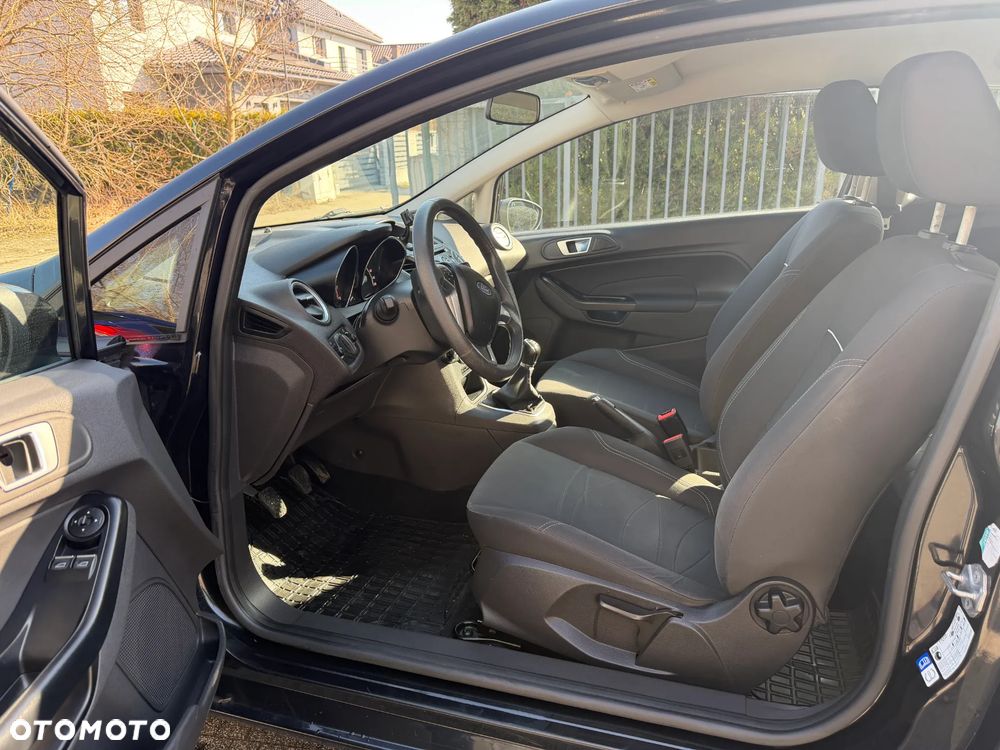 Ford Fiesta - 12