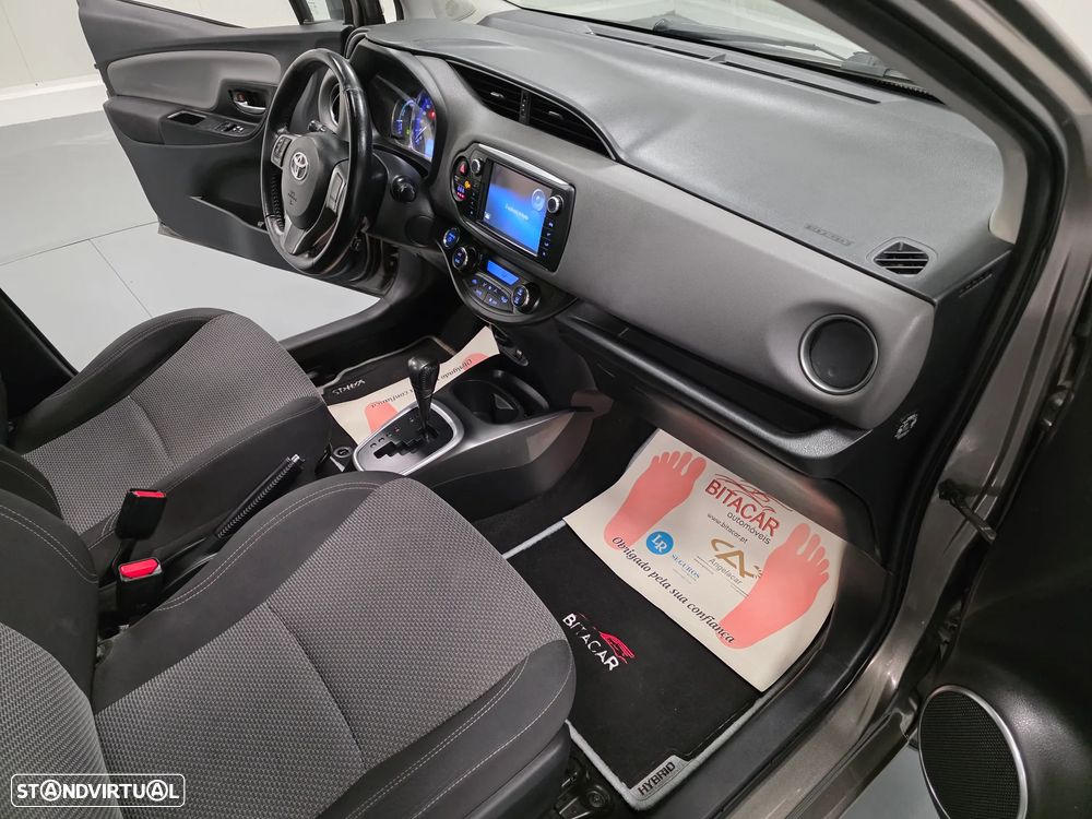 Toyota Yaris 1.5 HSD Comfort+P.Style - 37