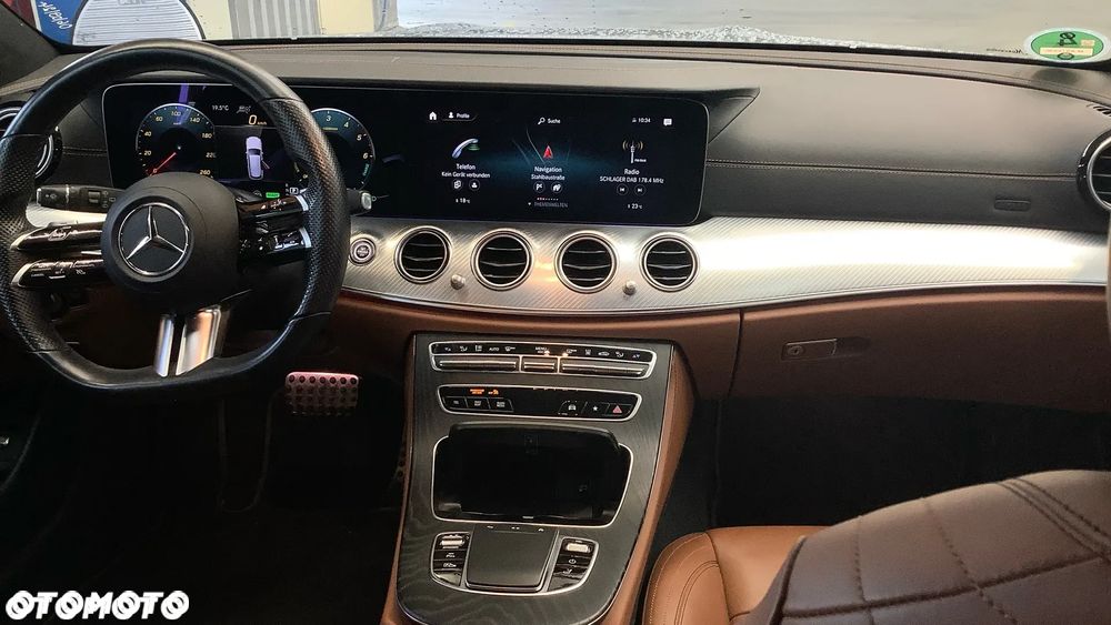 Mercedes-Benz Klasa E 300 de 9G-TRONIC AMG Line - 12