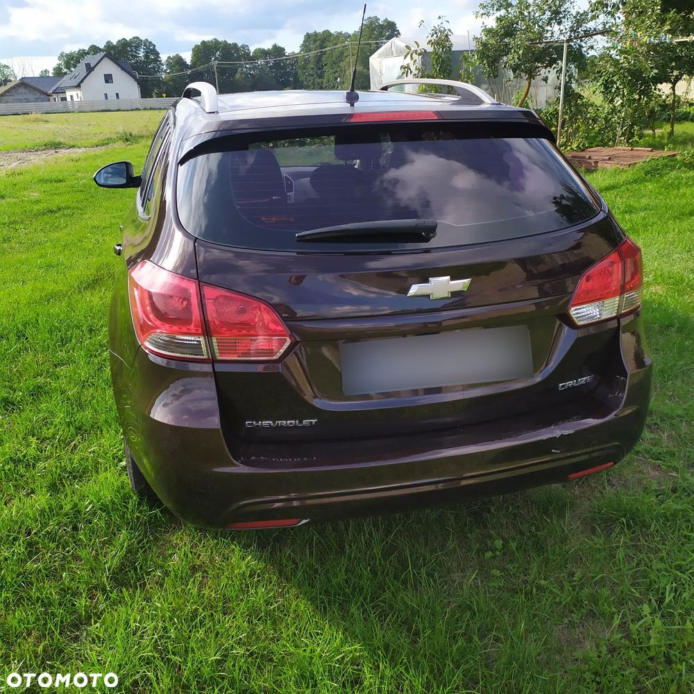 Chevrolet Cruze 1.7 D LT+ - 4