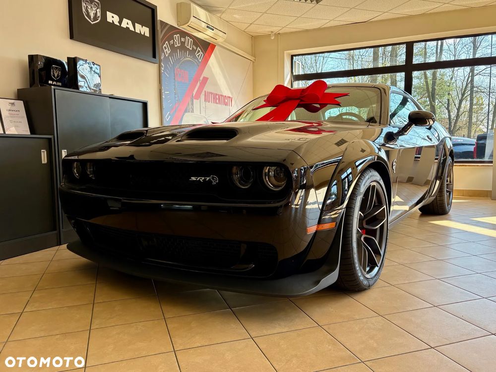 Dodge Challenger 6.2 Hellcat Widebody - 4