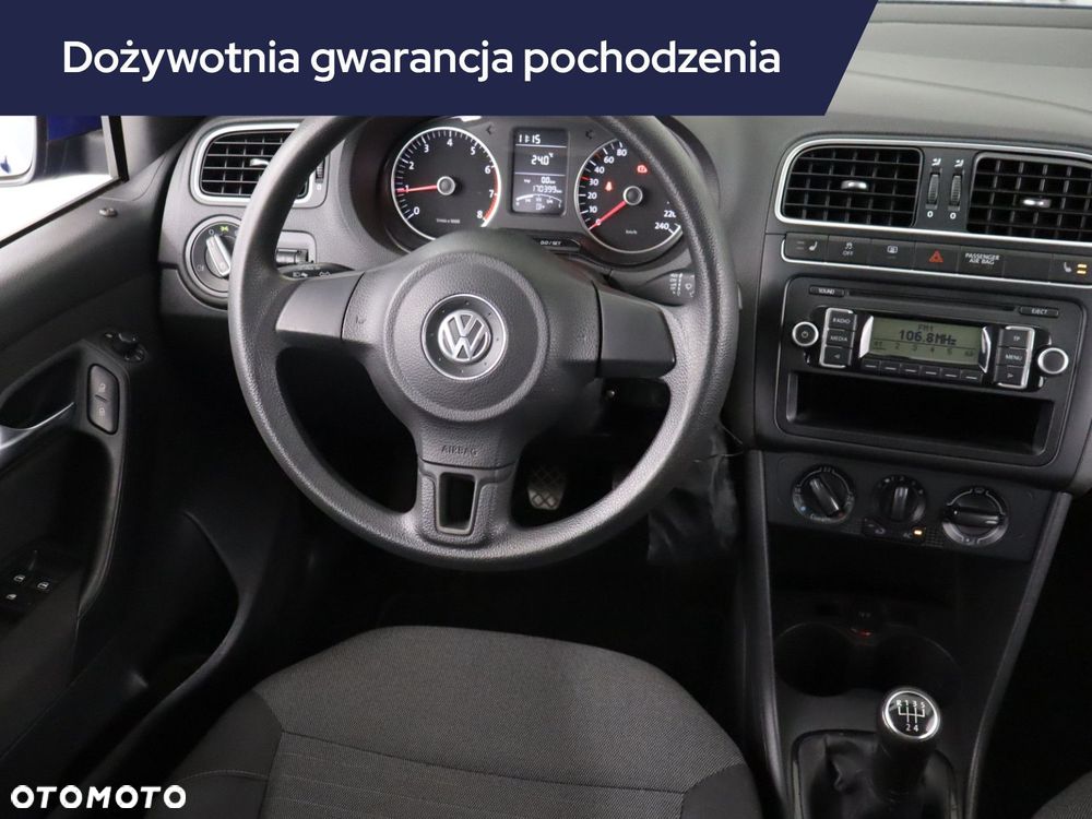 Volkswagen Polo - 9
