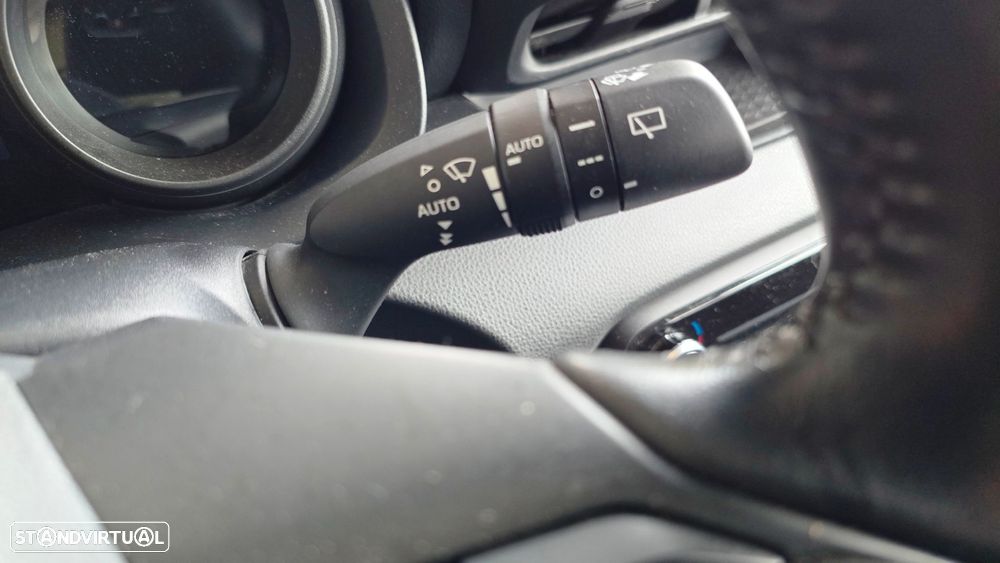 Toyota Yaris 1.5 HDF Exclusive - 27