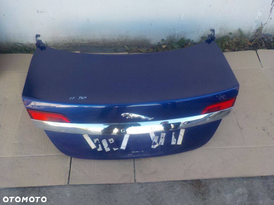 JAGUAR XF KLAPA BAGAŻNIKA BEZ KAMERY JKM