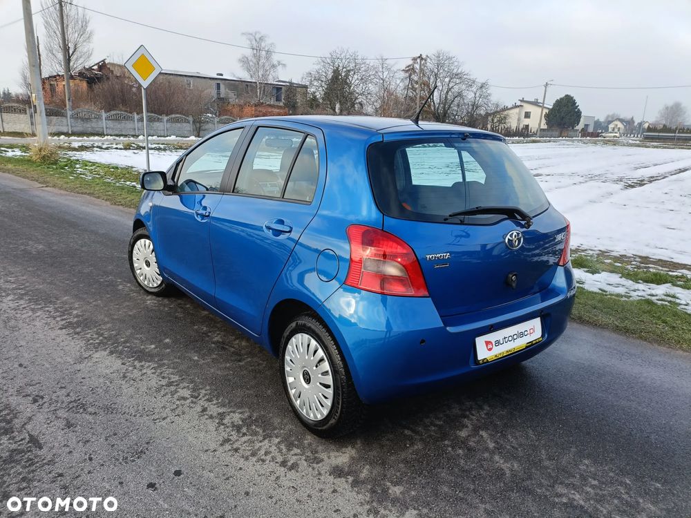 Toyota Yaris 1.3 VVT-i Travel - 7