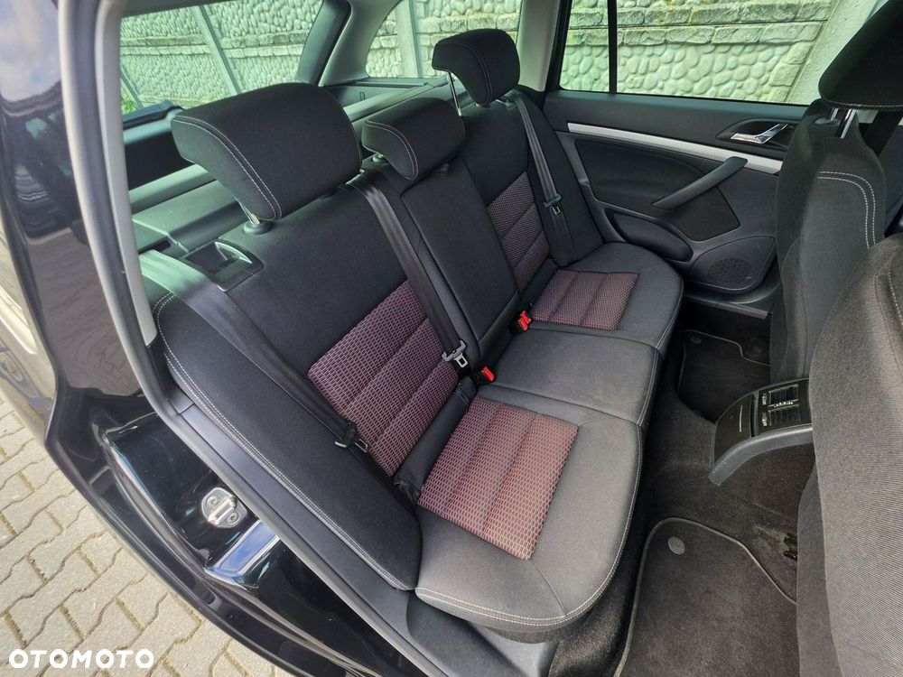 Skoda Octavia 1.6 TDI Ambiente - 23