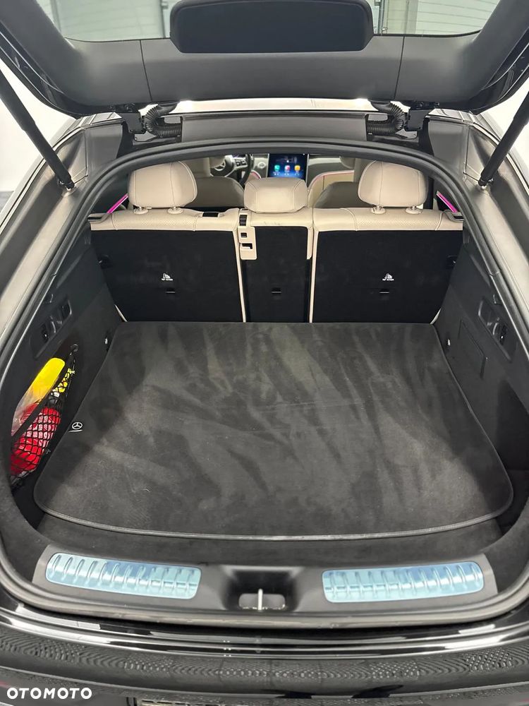 Mercedes-Benz GLC - 27