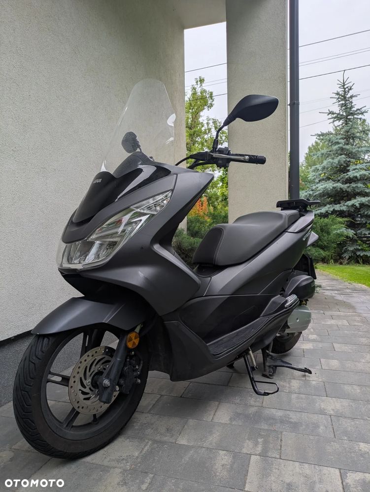 Honda PCX - 1