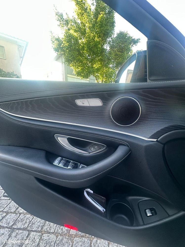 Mercedes-Benz E 300 de AMG Line - 17