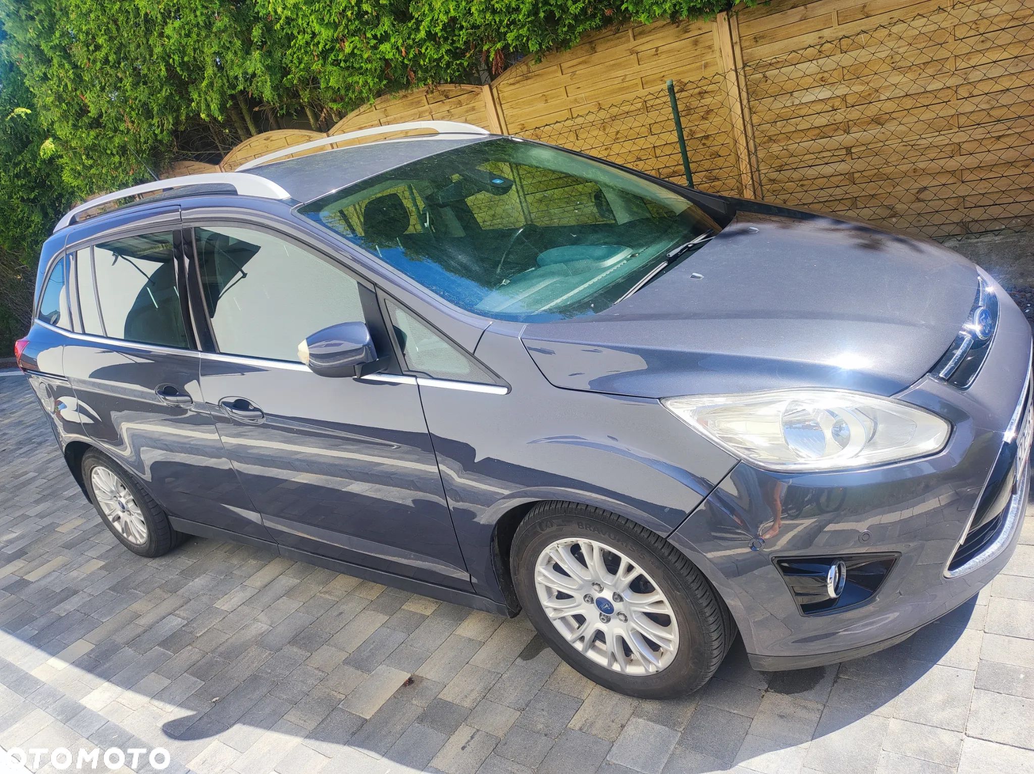 Ford Grand C-MAX - 1
