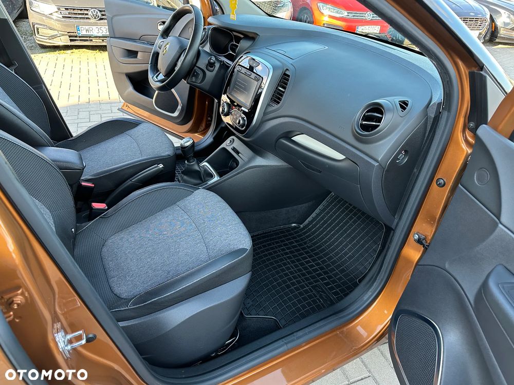 Renault Captur - 21