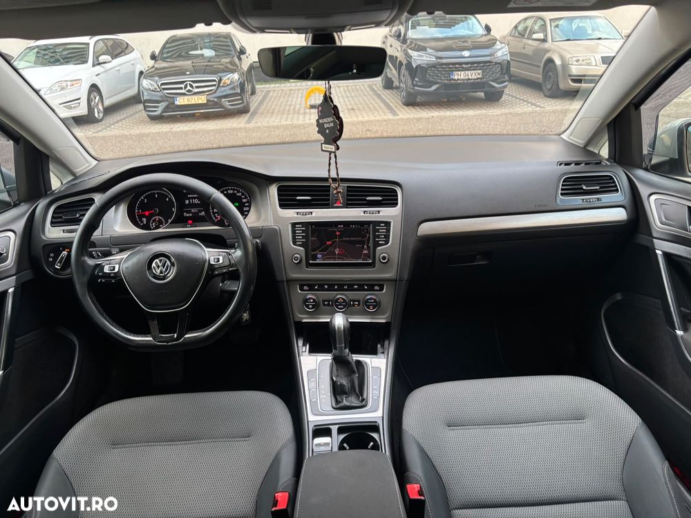 Volkswagen Golf 1.6 TDI DPF BMT DSG Comfortline - 9