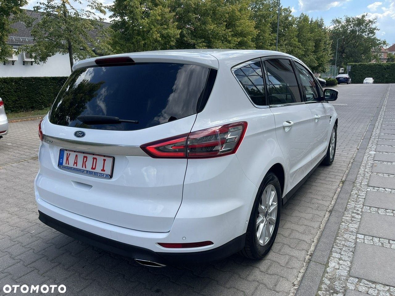 Ford S-Max - 6