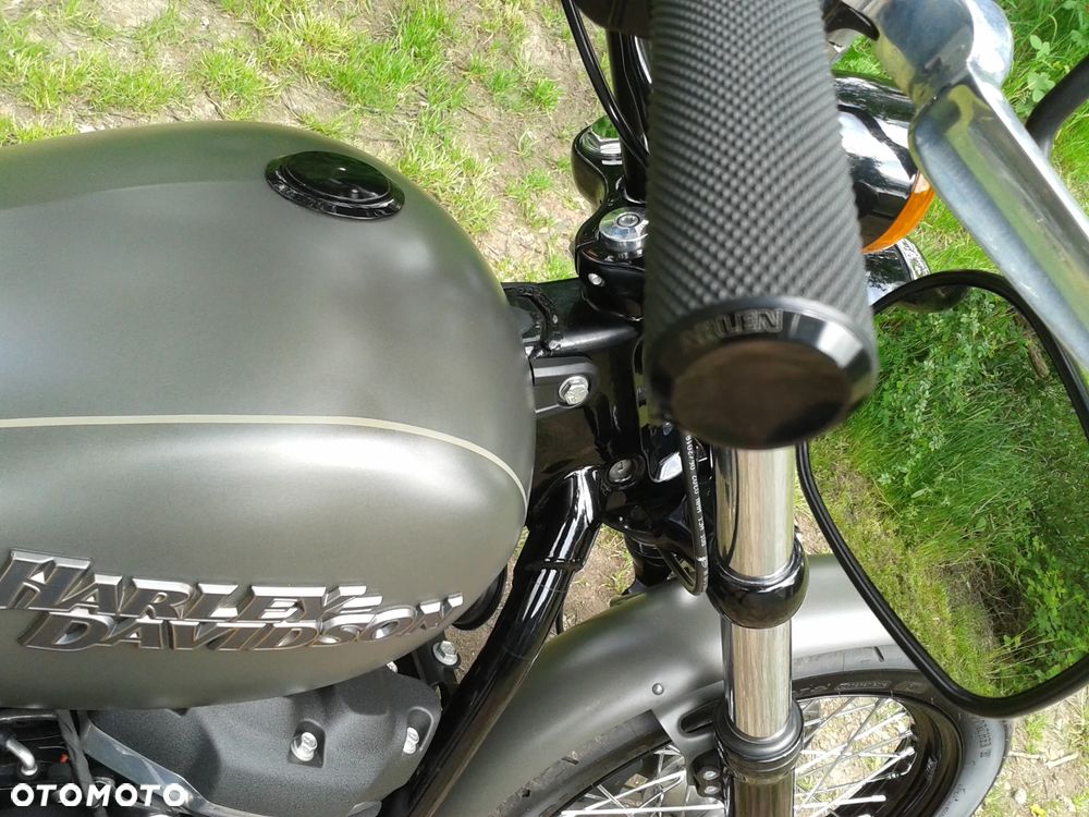 Harley-Davidson Softail Street Bob - 9