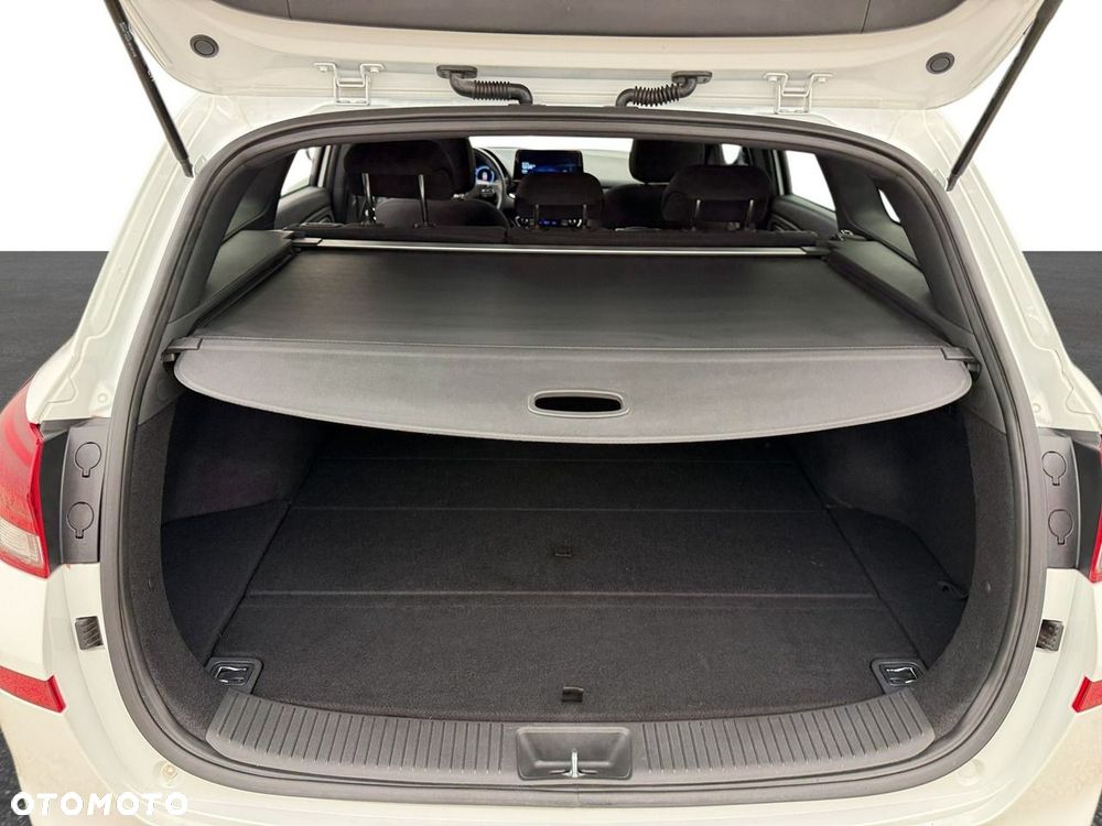 Hyundai i30 - 12