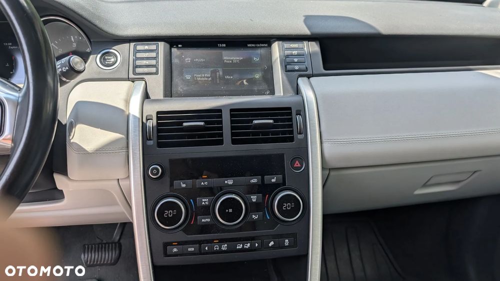 Land Rover Discovery Sport - 12