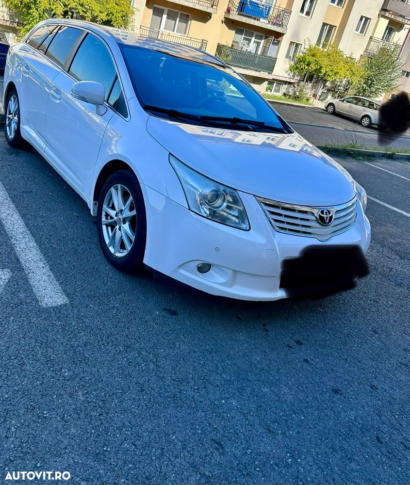 Toyota Avensis 2.2 D-CAT Aut. Elegance - 1