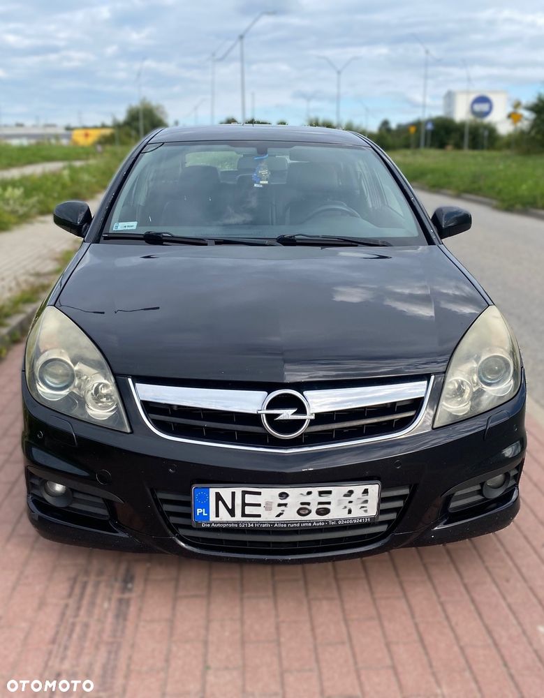 Opel Vectra 1.9 CDTI Sport / GTS ActiveSelect - 2