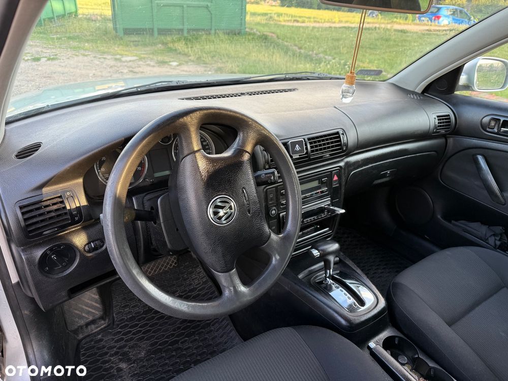 Volkswagen Passat 2.0 Comfortline - 8