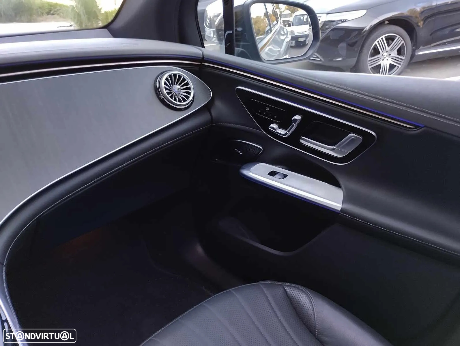 Mercedes-Benz EQE SUV 500 4Matic - 12