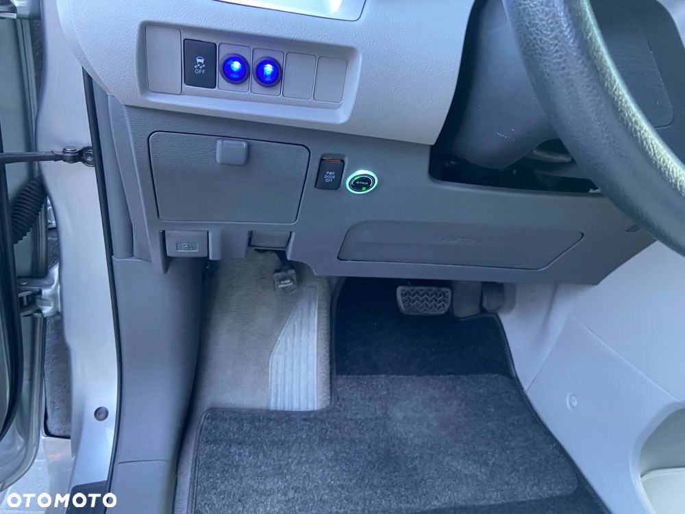 Toyota Sienna 3.5 V6 SE - 11