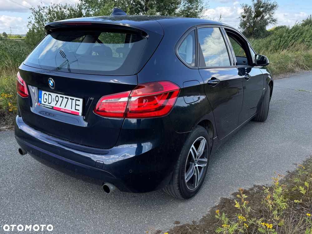 BMW Seria 2 220d GT Sport Line - 3