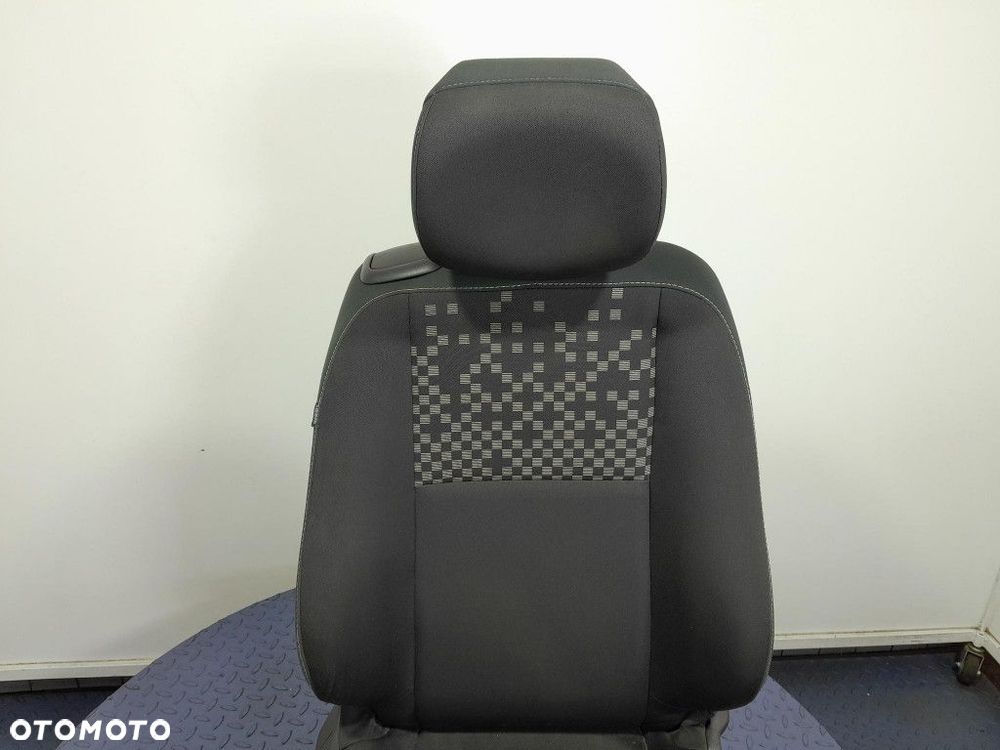 RENAULT MEGANE III LIFT HB 3D FOTEL PRZÓD PRZEDNI PRAWY PASAŻERA - 3